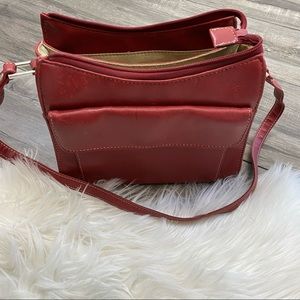 Best 25 Deals For First Issue Handbags Poshmark